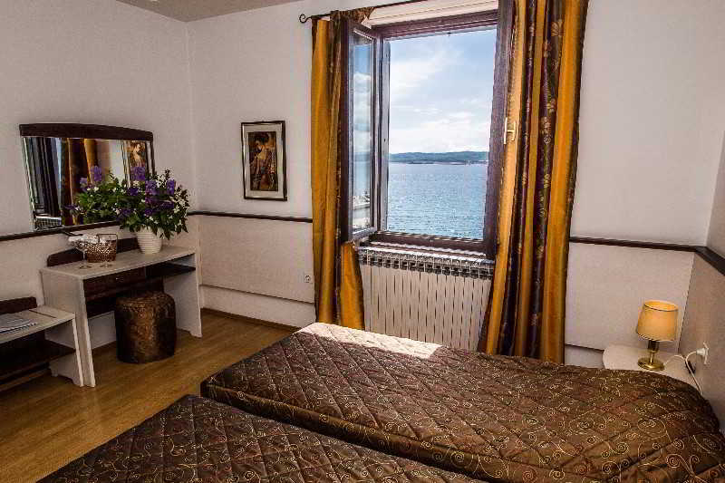 Hotel Kastel 크리크베니카 외부 사진