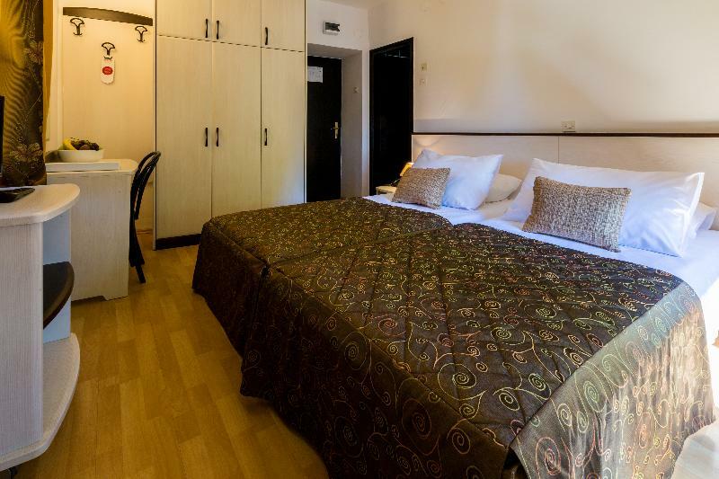 Hotel Kastel 크리크베니카 외부 사진
